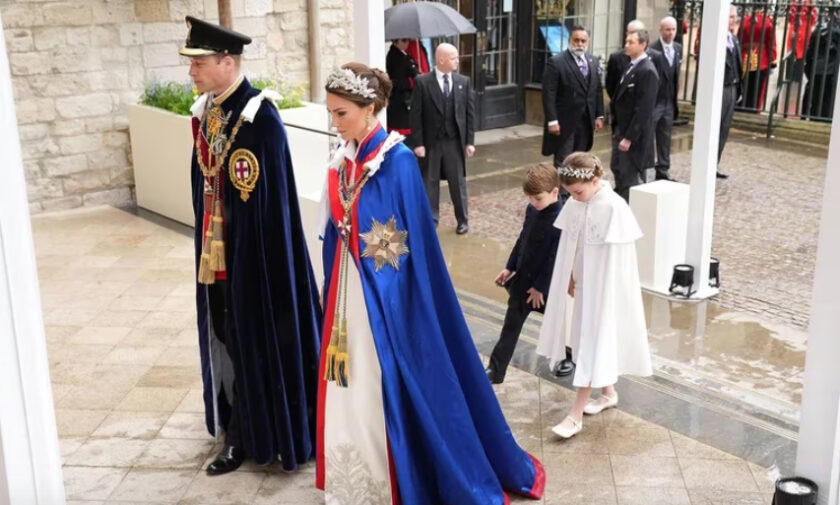 La princesa Kate Middleton lució un impresionante vestido de crepé de seda color marfil