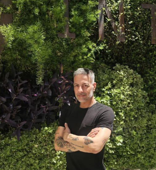 Adrián Montero