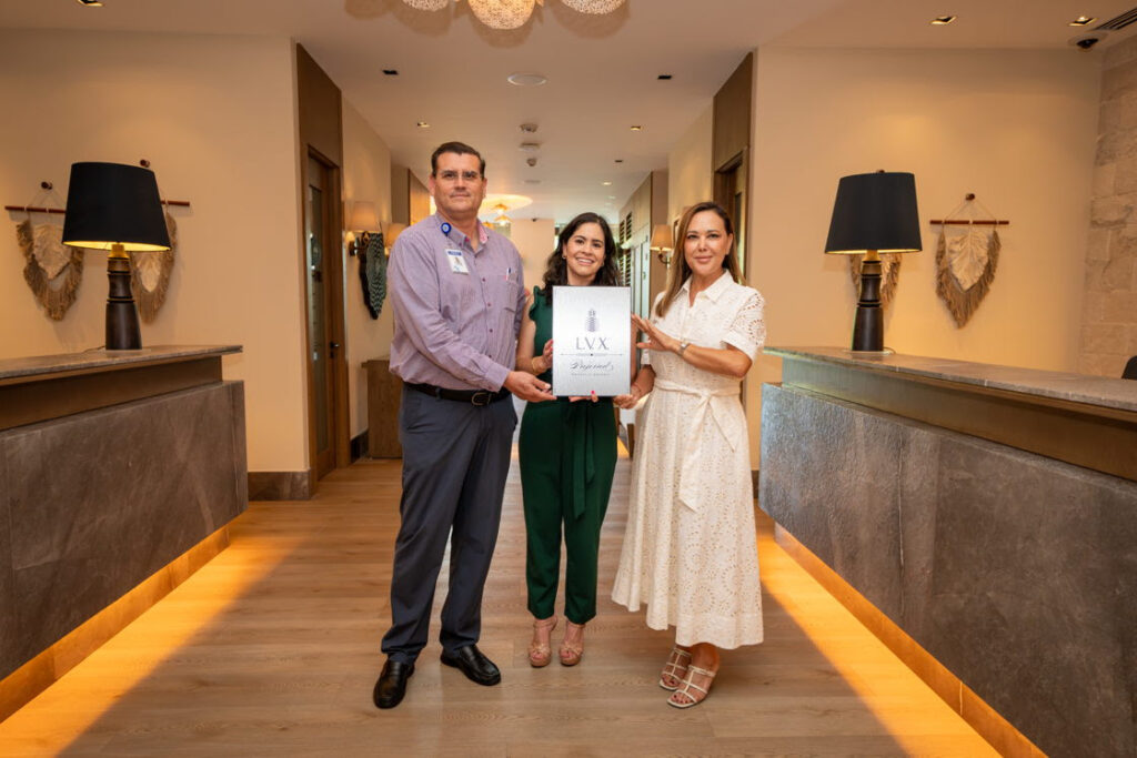 Ernesto Medina Mauleon, Director de Desarrollo Vidanta Nuevo Vallarta,Stefania Ymay, Directora Regional para México y Centroamérica, Preferred Hotels & Resorts y Norma Elvira Preciado Castañeda, Directora Comercial, VidantaWorld.
 