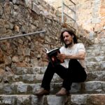 EL ESCRITOR ESPAÑOL LUIS CHACÓN DE LA TORRE:   «LLEGAR A LOS LECTORES ARGENTINOS CON          ‘BAJO EL CAMPO DE LOS MÁRTIRES’                    SERÍA UN SUEÑO CUMPLIDO»