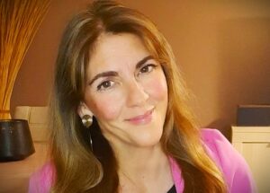 Paqui Caballero autora de El viaje del alma